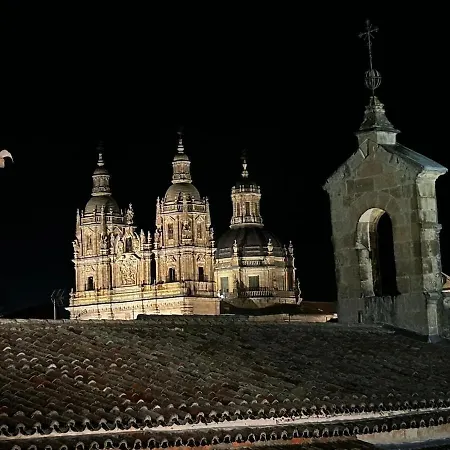 ático En La Plaza Mayor De Apartamento